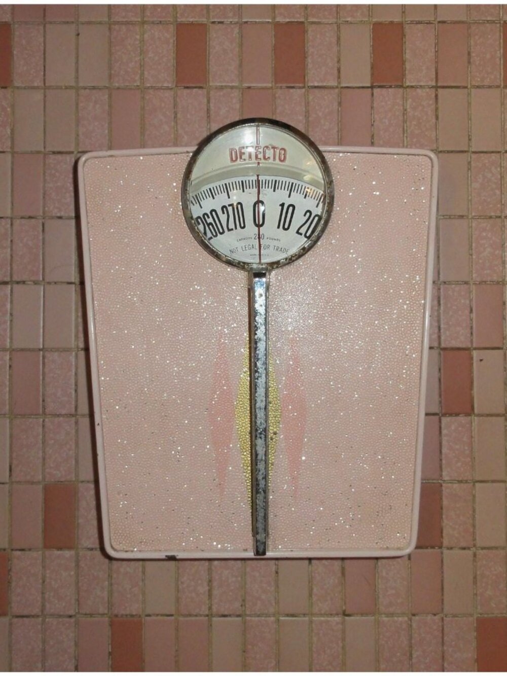 Vintage Detecto Pink Bathroom Scale w/ Gold flake atomic diamond shapes mcm